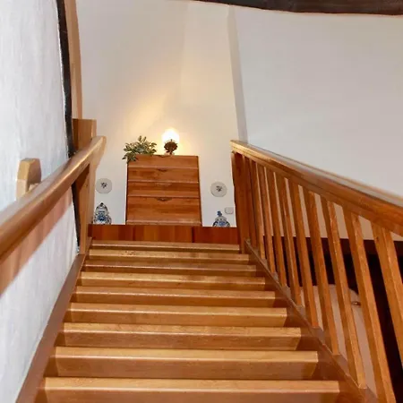 Stilvolles Mit Flair, Hunde Und Pferde Sind Willkommen Gegen Gebuehr بيت للعطل